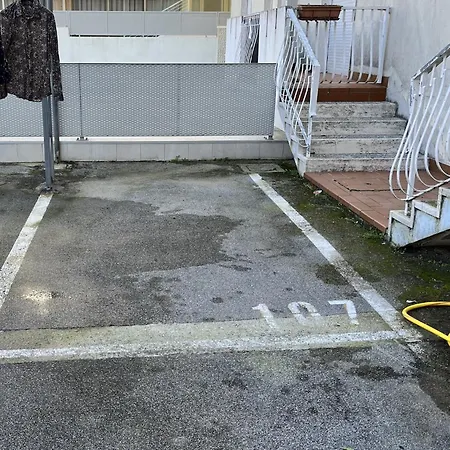 Appartamento Airone Mare-residence Grifone 107e108, Fronte Mare, Piscina Lido di Jesolo