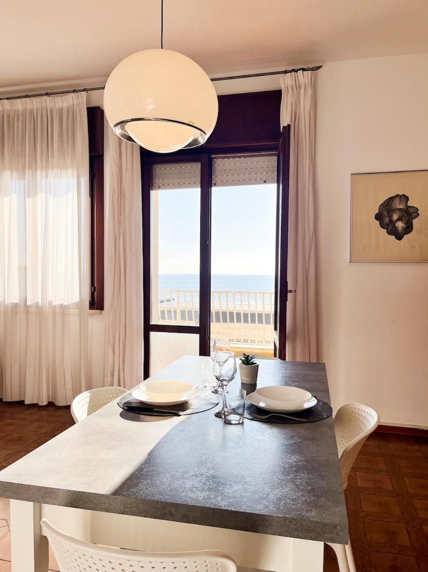 Airone Mare-residence Grifone 107e108, Fronte Mare, Piscina Appartamento