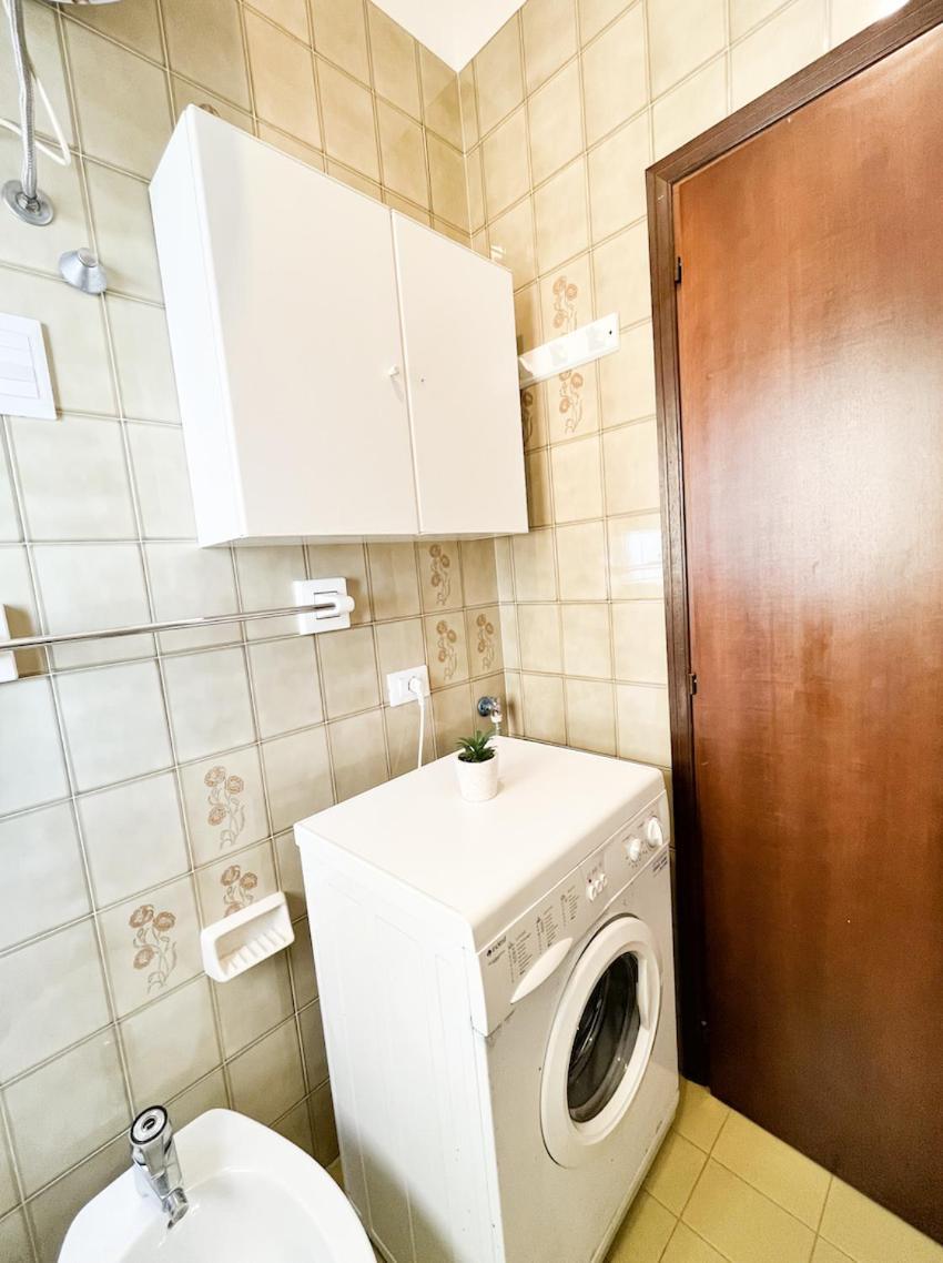 Appartamento Airone Mare-residence Grifone 107e108, Fronte Mare, Piscina *